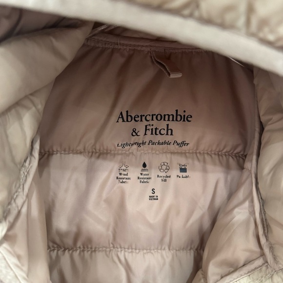 Abercrombie & Fitch Lightweight Packable Puffer Jacket Removable Hood Zip Small - Picture 6 of 10